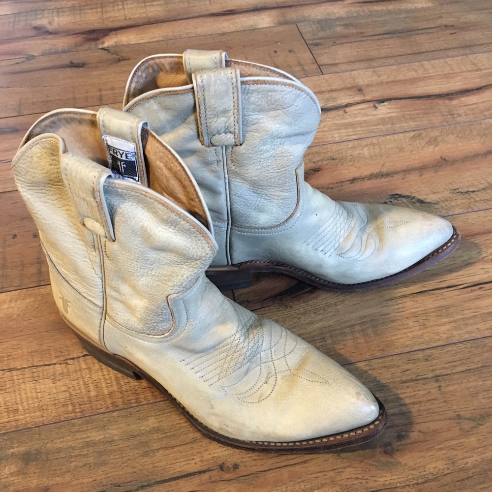 Billy Short Frye Boots 8